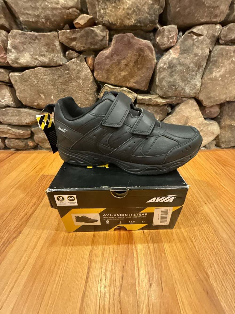 Avia Men's Avi-Union II Strap Slip-Resistant Work Shoe